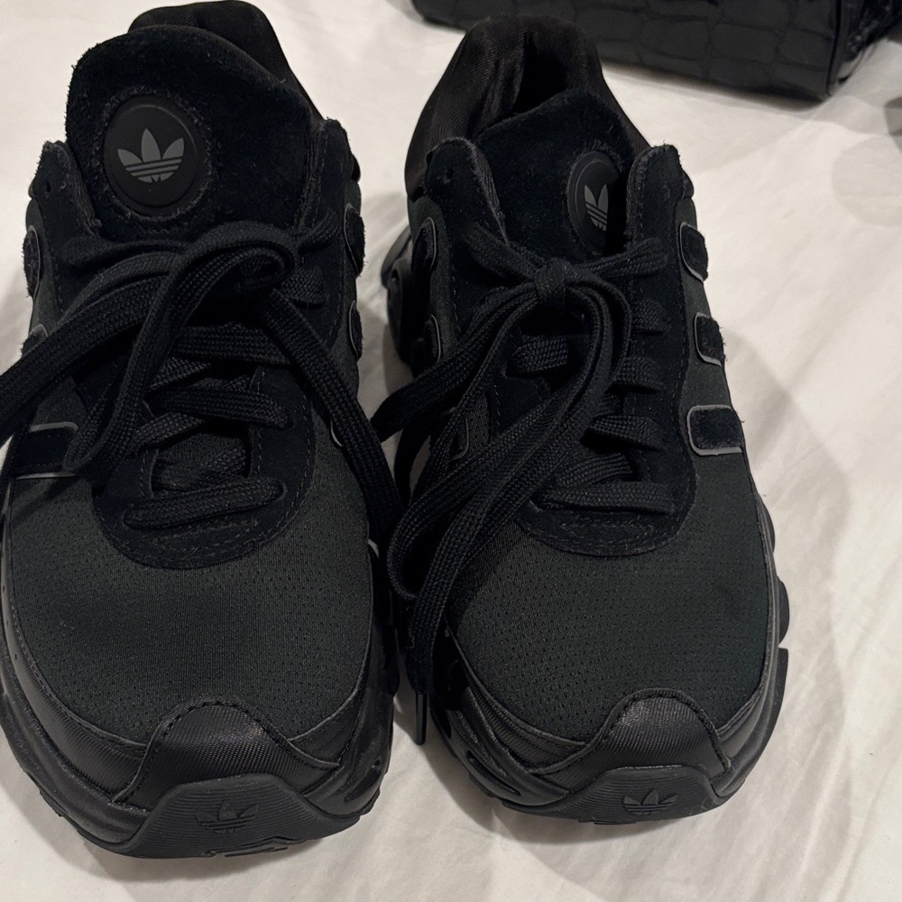 Adidas MEGARIDE Athletic Men's Shoes - Picture 12 of 13